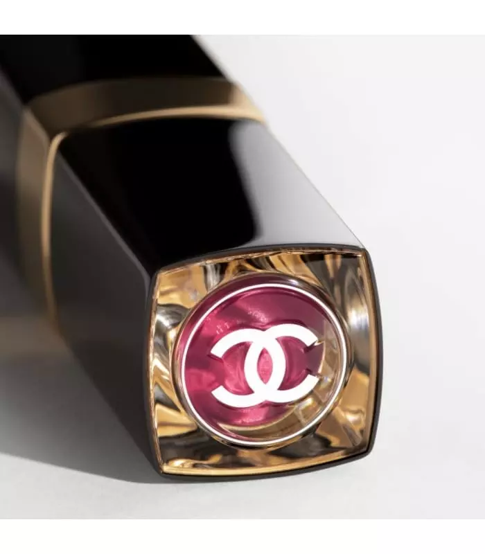 ROUGE COCO FLASH La Couleur, la Brillance, l'Intensité en un Éclair
