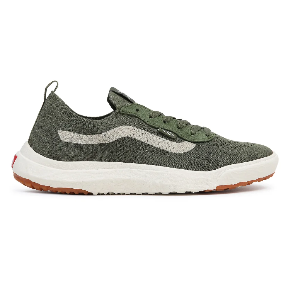 Vans Ultrarange Vr3 VN0A4BXBE021 / grün
