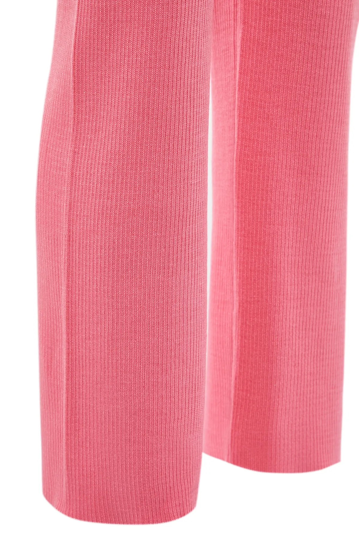 Trendyol Collection  Rosa Strickoberteil und -unterteil mit kurzem Schnitt und Krawattendetail TWOAW23AU00264