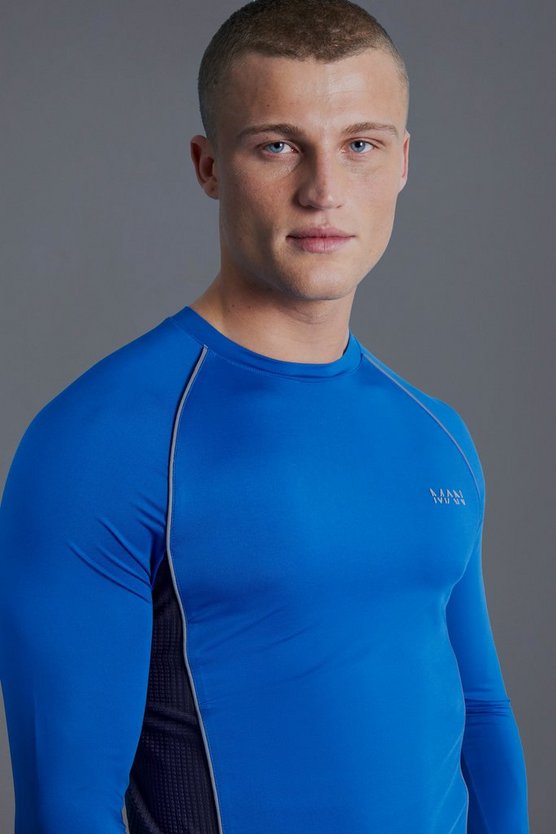 Langärmliges Man Active Muscle-Fit Oberteil