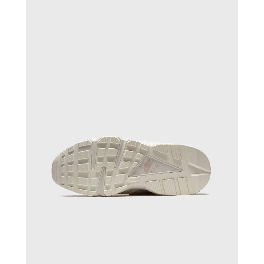 Nike Air Huarache DH4439-104 / weiss