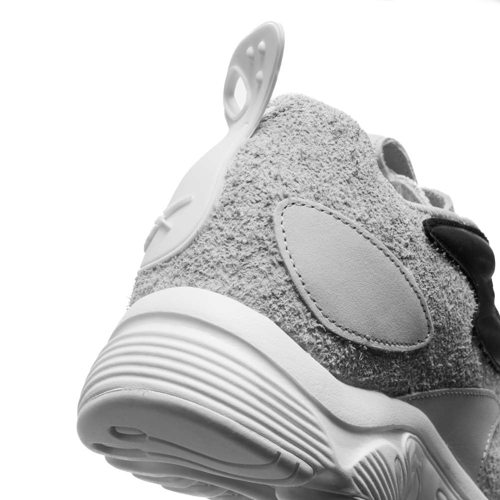 Reebok x Pyer Moss Daytona DMX Experiment Sneaker DV4709