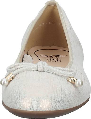 ara Ballerinas