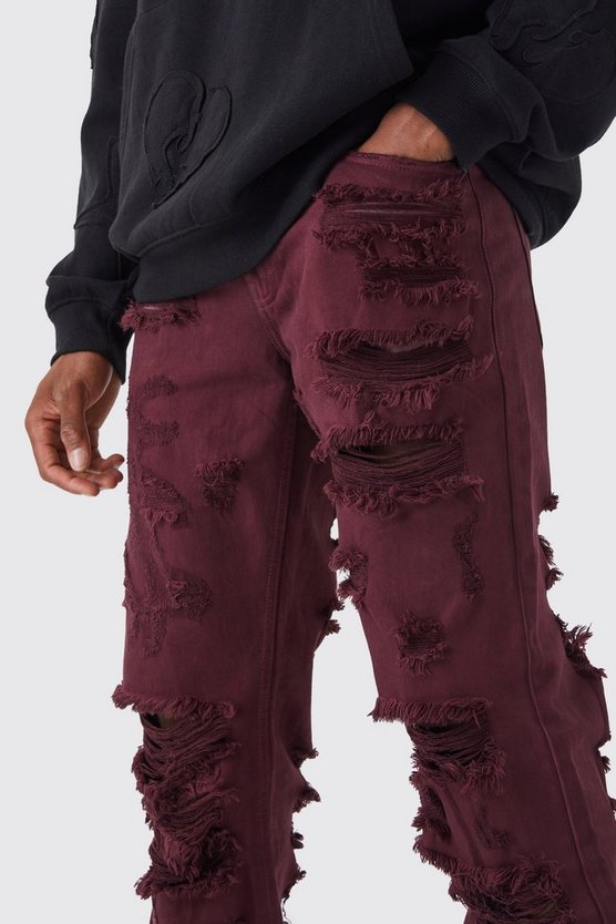 Lockere Jeans mit extremen Rissen