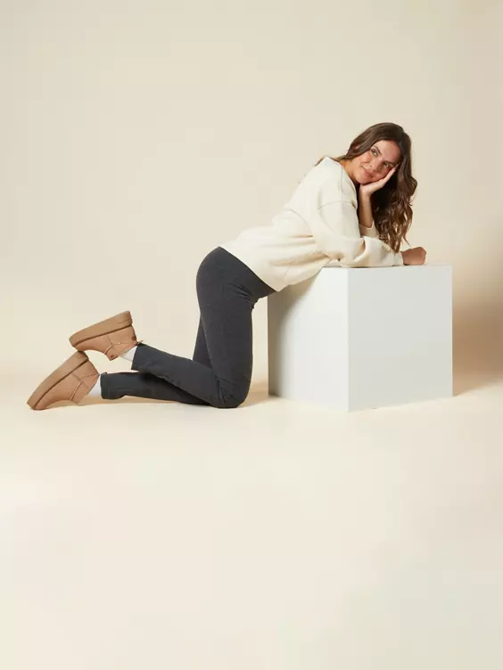 Bench Boots
