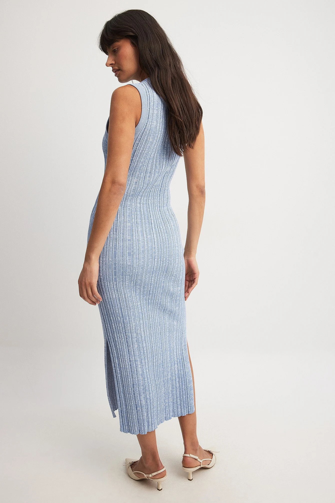 Ärmelloses Midikleid aus Rippenstrick