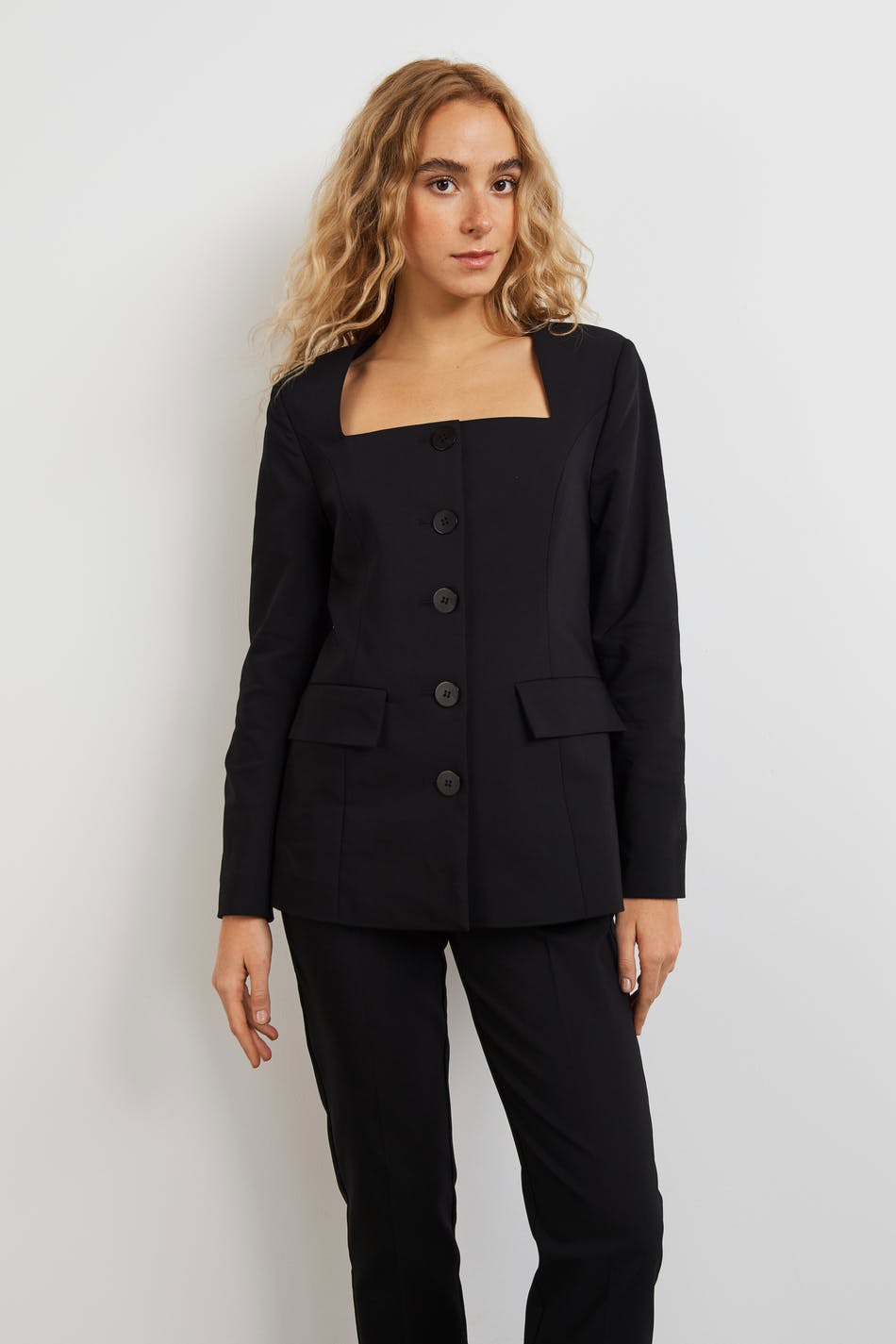 Hanna square neck blazer