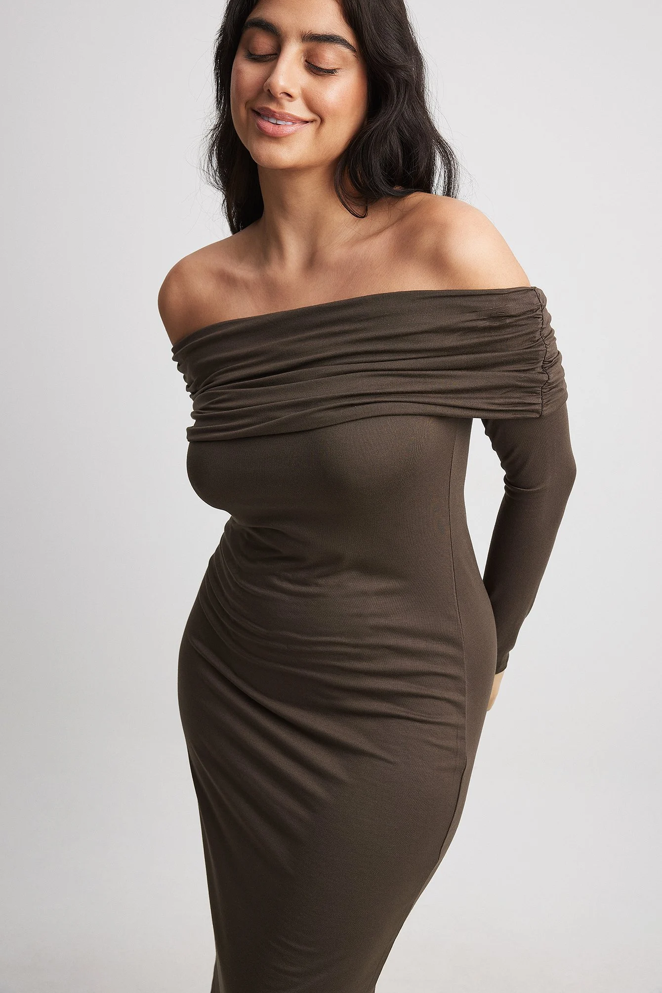 Soft Line Midi Dress
