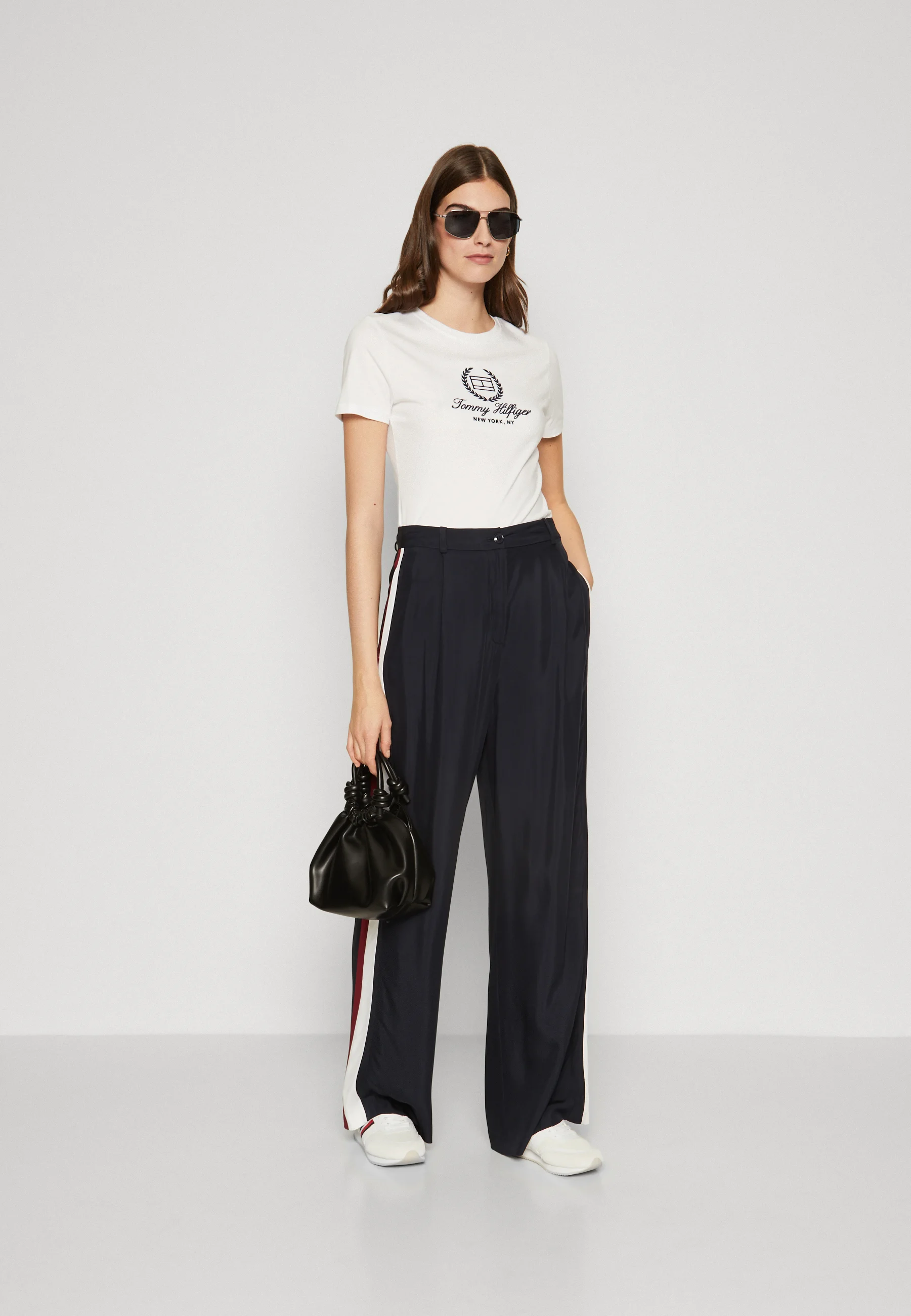Tommy Hilfiger FLAG SCRIPT - Camiseta con estampado