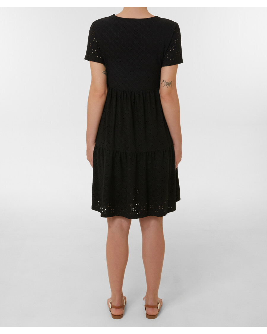 Stufiges Kleid