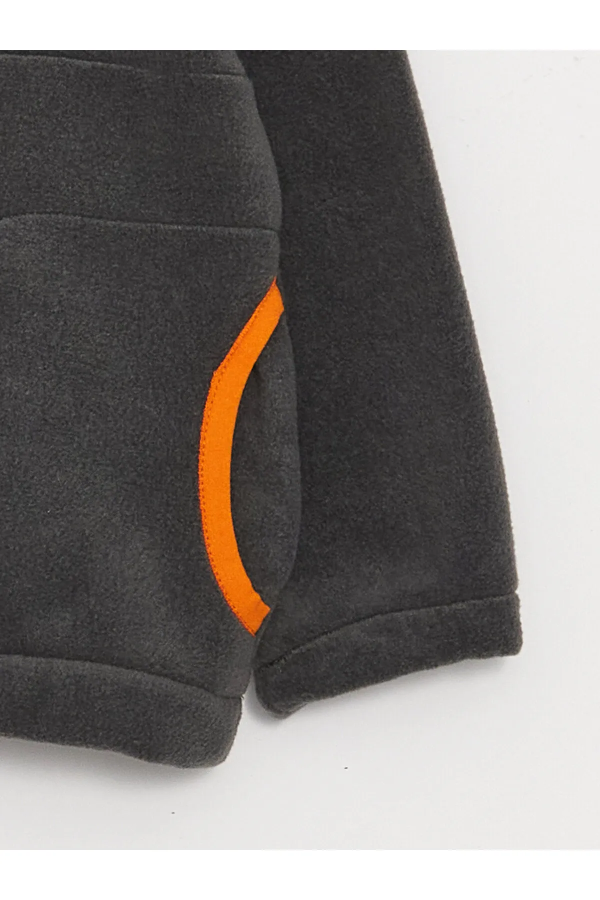 LC Waikiki  2er-Set aus Fleece-Sweatshirt und Jogginghose mit Stehkragen und langen Ärmeln für Babys