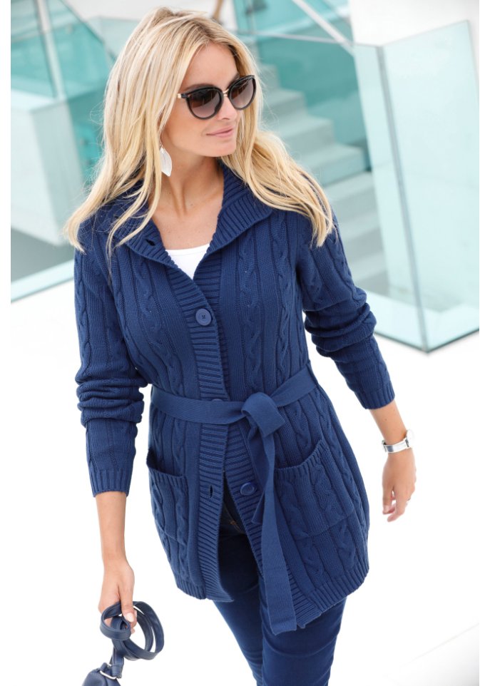 Longstrickjacke mit Zopfmuster