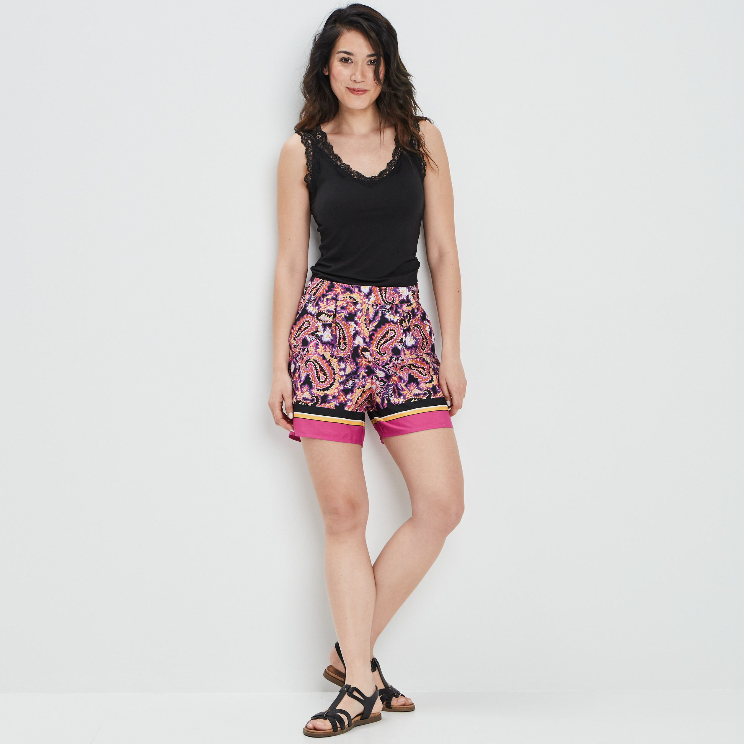 Short droit taille haute noir femme | La Halle