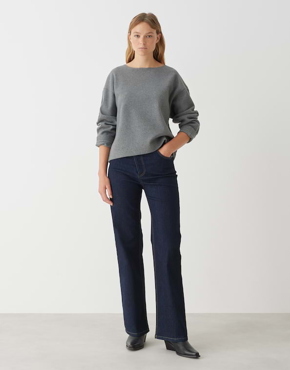 Sweater Gudila
