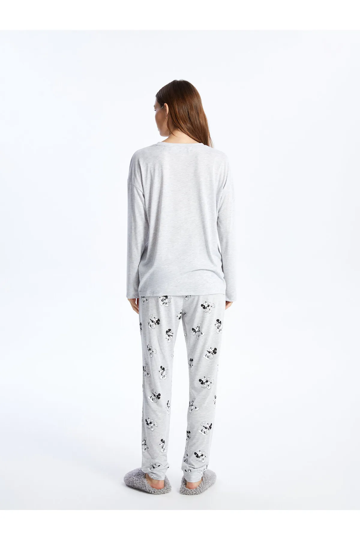 LC Waikiki  Langärmliges Damen-Pyjama-Set mit Rundhalsausschnitt und Mickey-Mouse-Aufdruck
