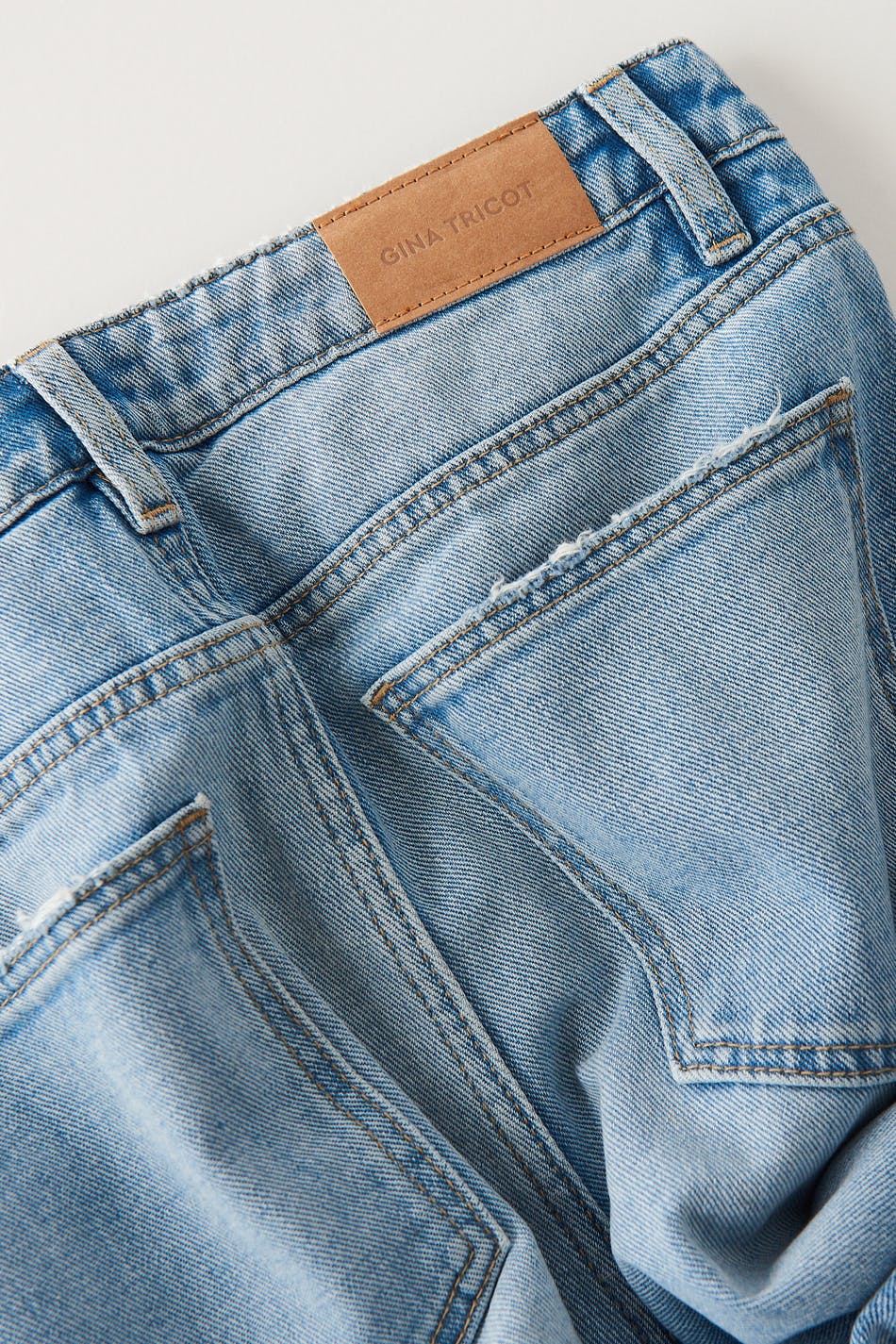 Straight jeans
