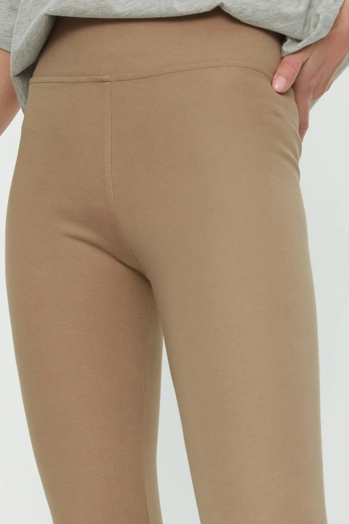 Trendyol Collection  Stone Recovery Strick-Leggings mit hoher Taille und elastischem Bund TWOAW20TA0087