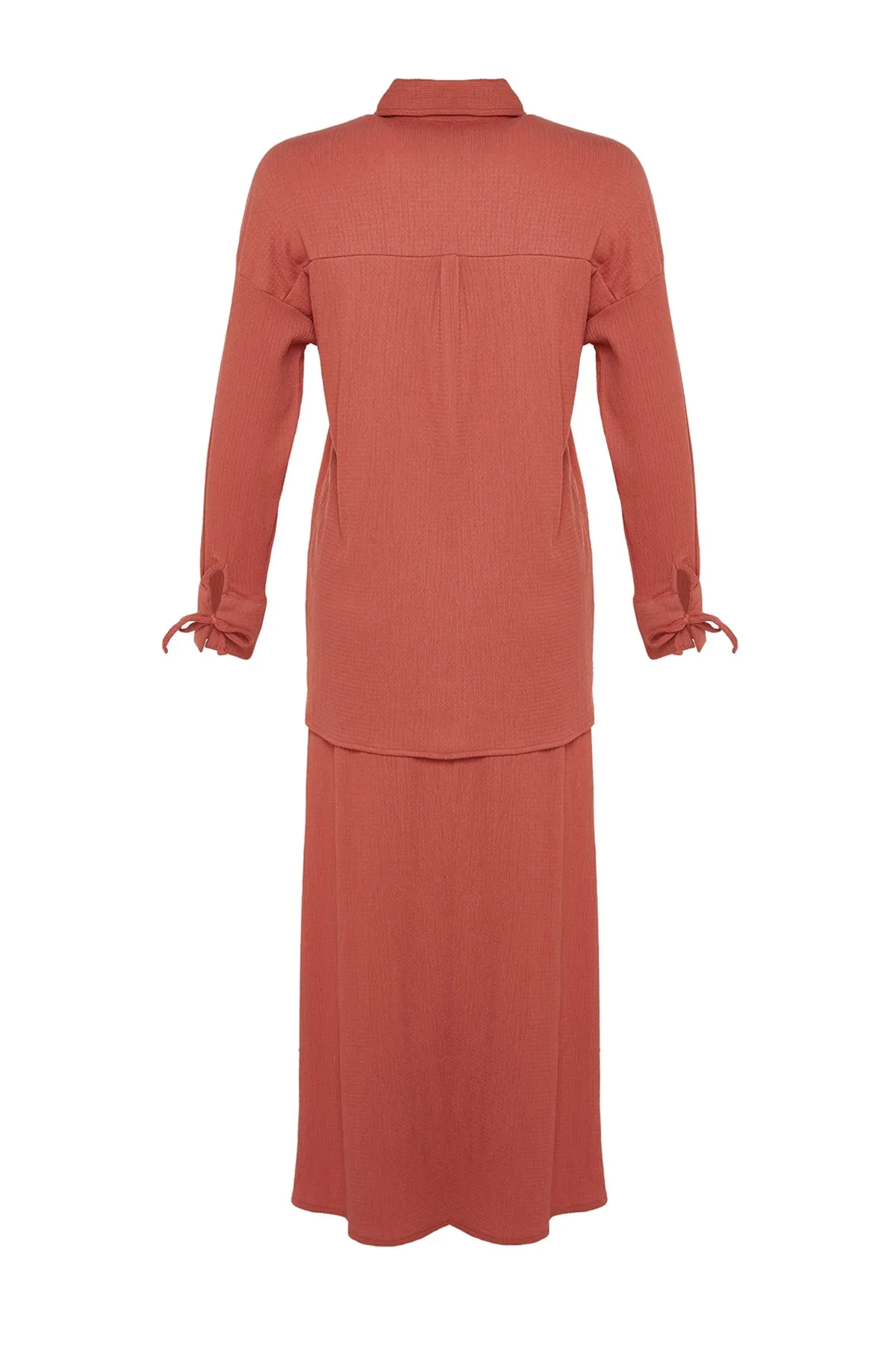 Trendyol Modest  Strickset aus Tunika und Rock in Zimt-Crinkle-Optik TCTSS23US00054