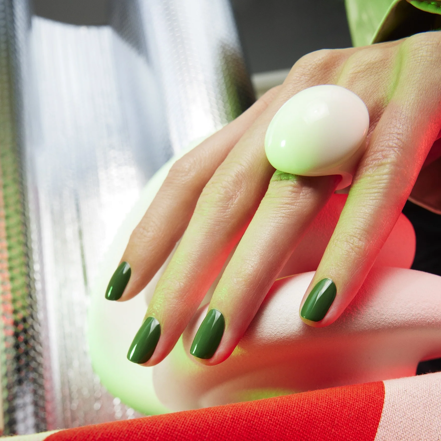 GREEN FLASH Nails - Pysyvä kynsilakka - Geeliefektikynsilakka