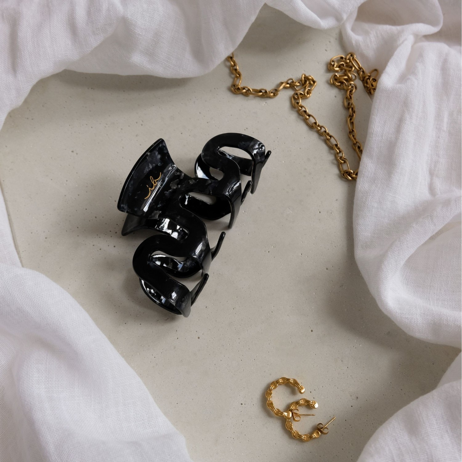 Nevidljivi bobble Clawdia