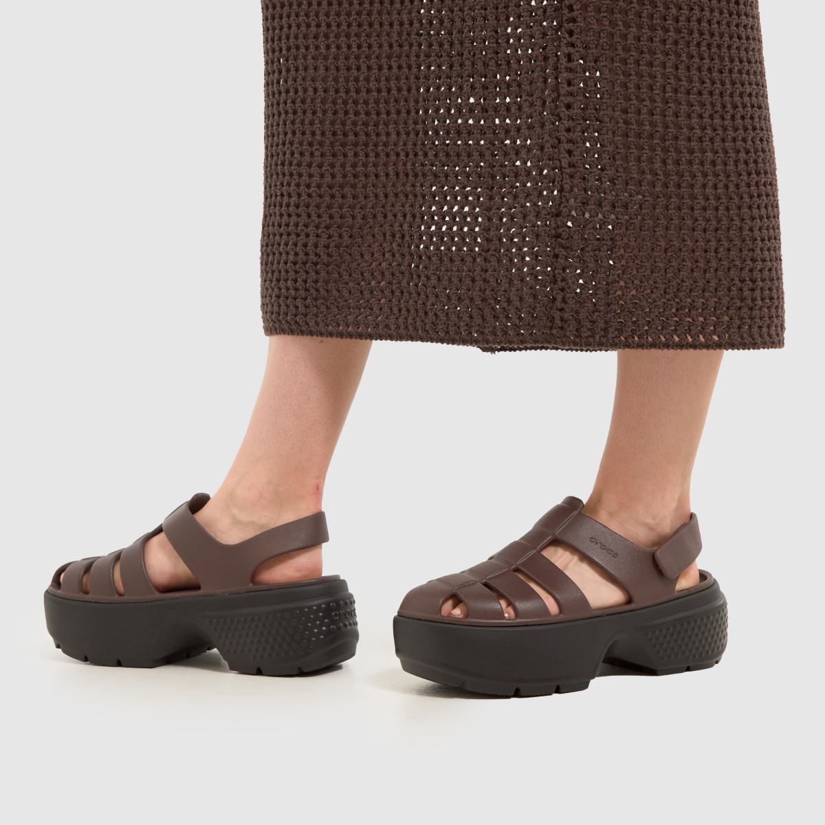 Crocs Stomp Fisherman Sandal szandál barna színben