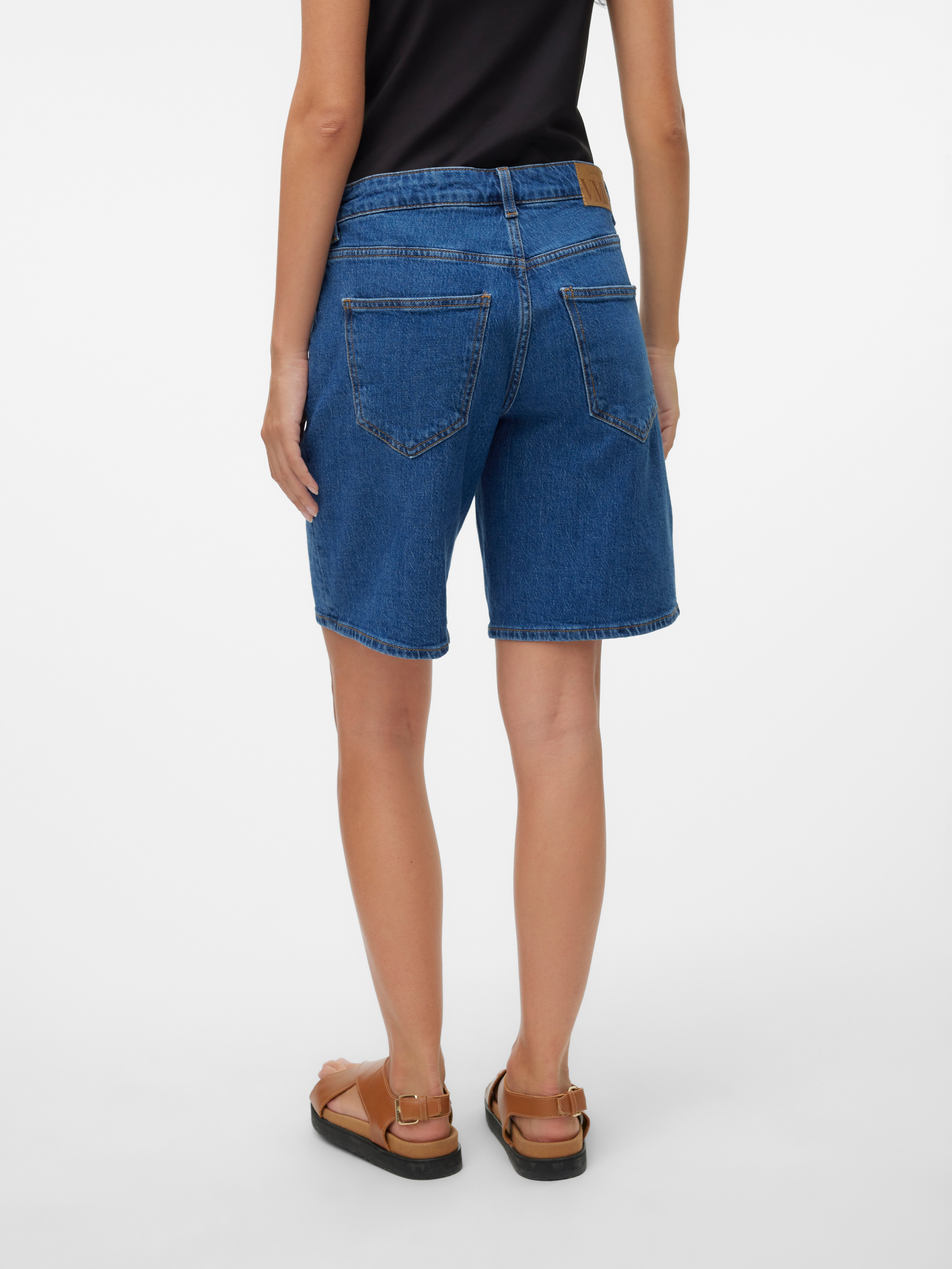 VMTESS Shorts