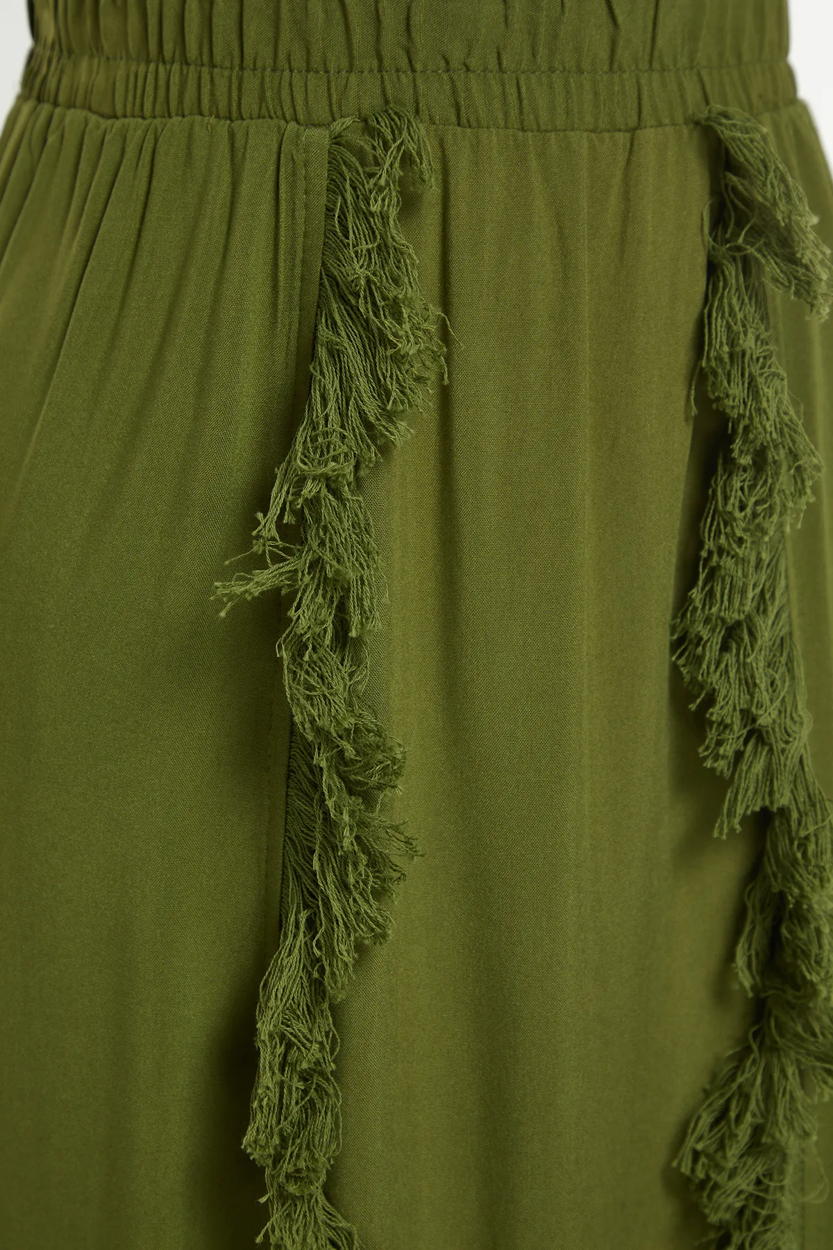 Trendyol Collection  Khakifarbener Maxi-Rock mit gewebten Quasten TBESS21ET0133