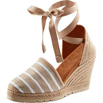 Unisa Keilsandale in beige
