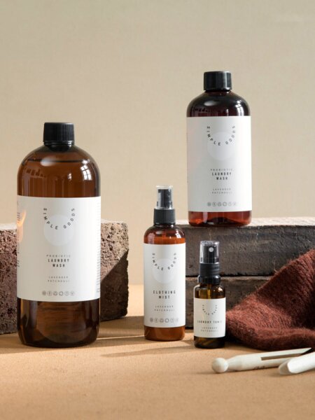 Simple Goods Laundry Tonic Lavender, Patchouli Reinigungsspray