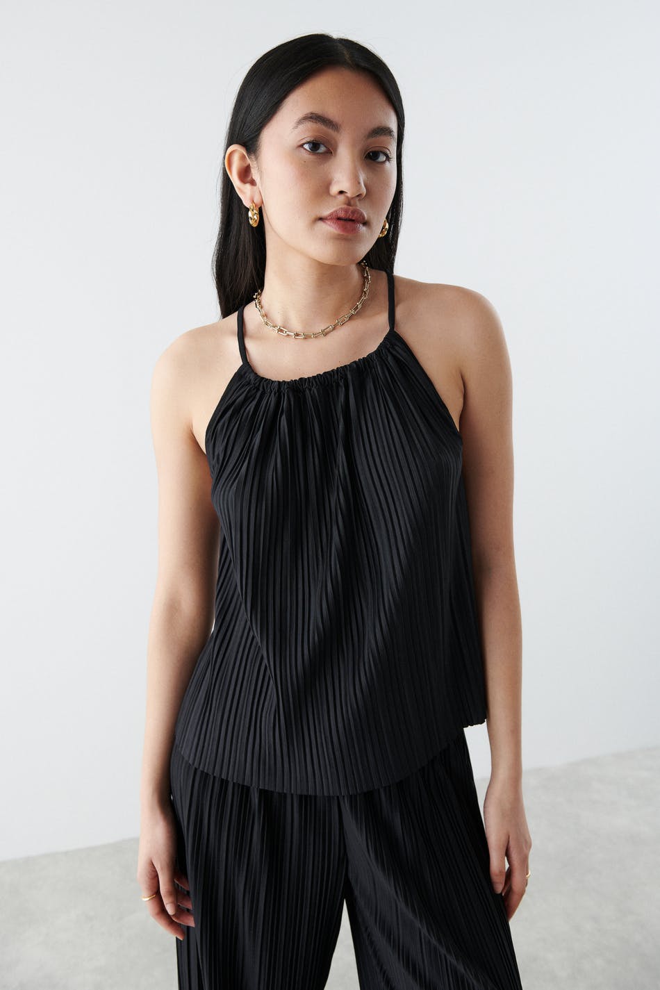 Tamara singlet