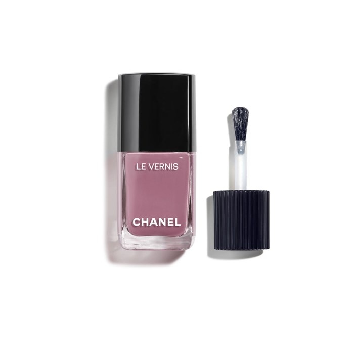 FARBE UND GLANZ MIT LANGEM HALT