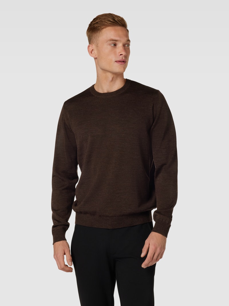 Strickpullover mit gerippten Abschlüssen in schokobraun