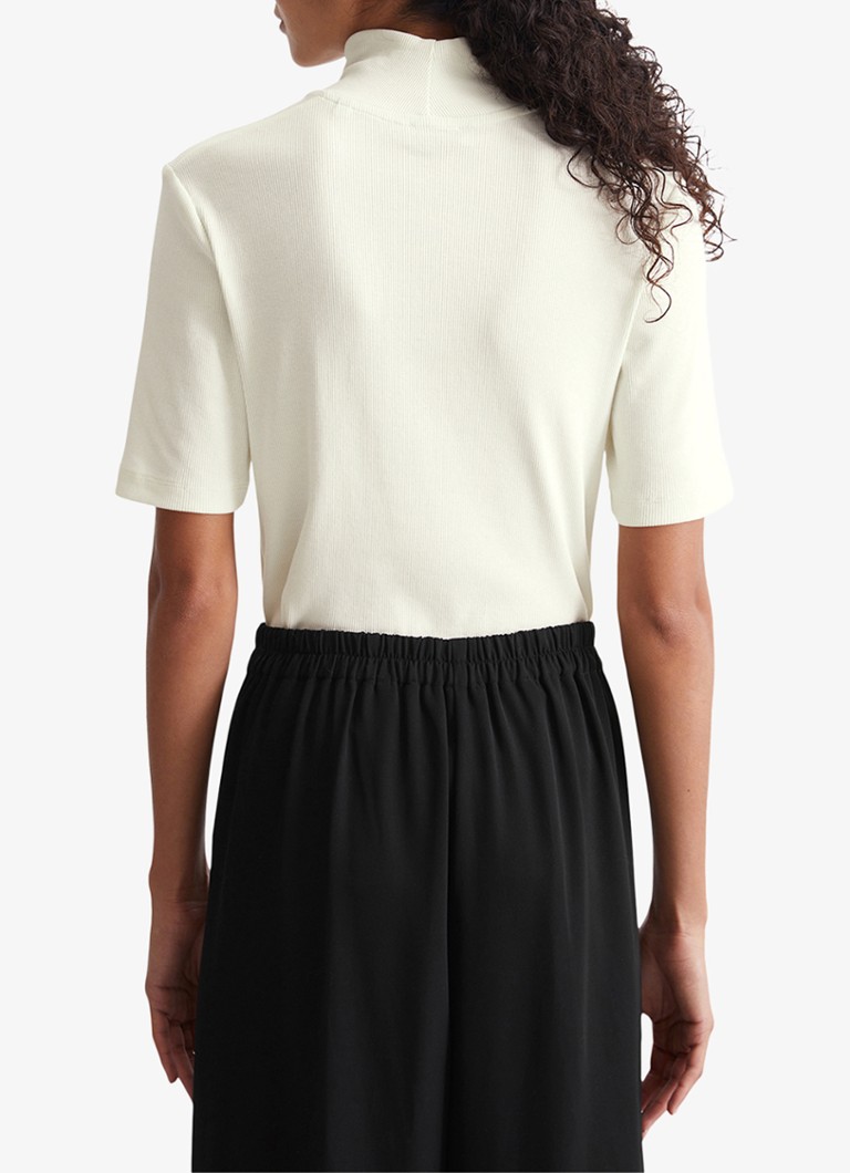 Marc O'Polo T-shirt with ribbed structure and turtleneck