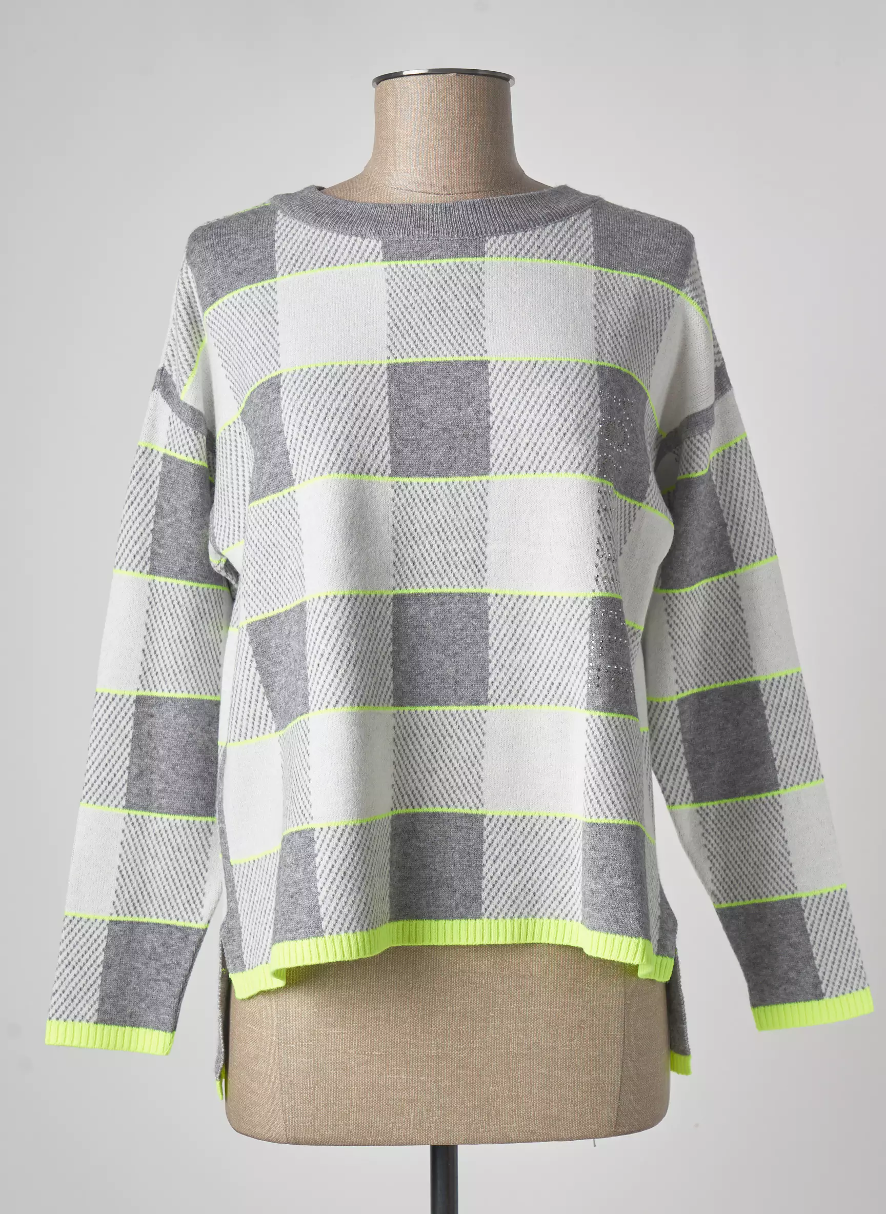 Pame Carrioni Pulls Femme couleur gris