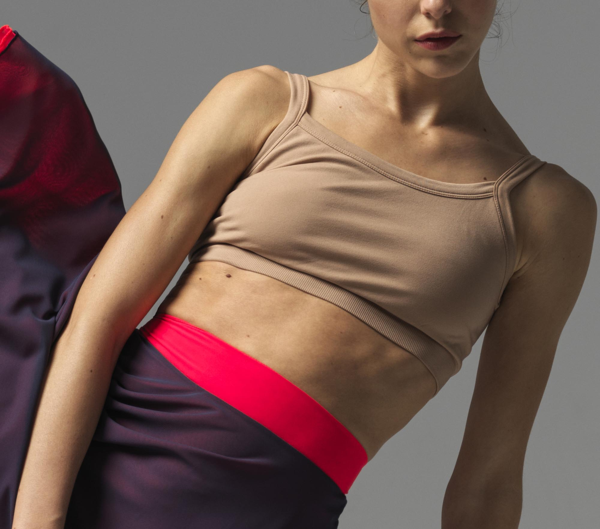 Seamless cropped top