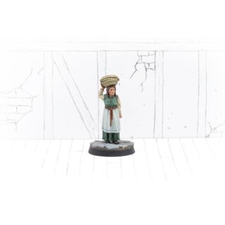 Townsfolk Miniatures - Maid With Basket