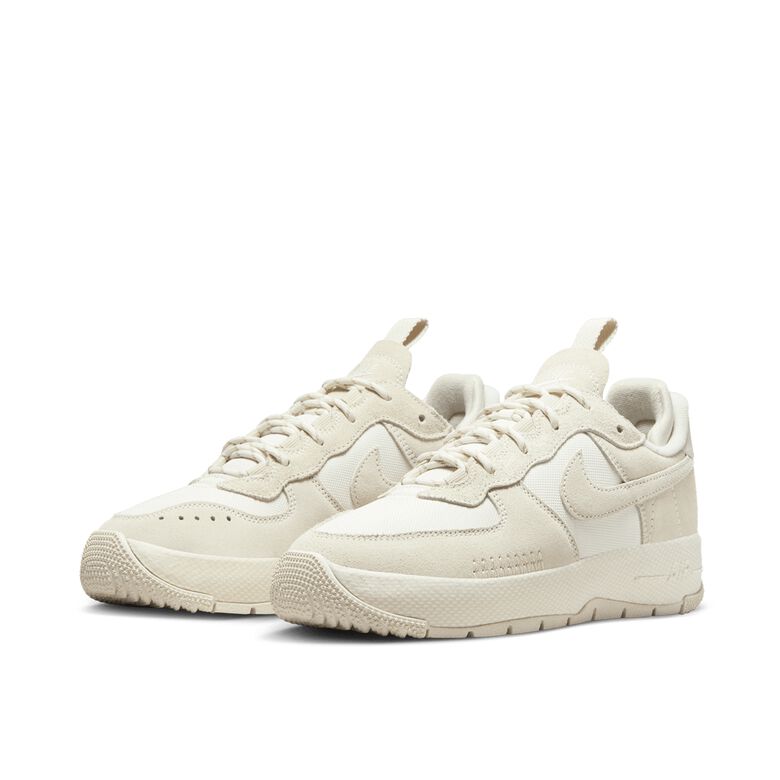 NIKE Wmns Air Force 1 Wild 