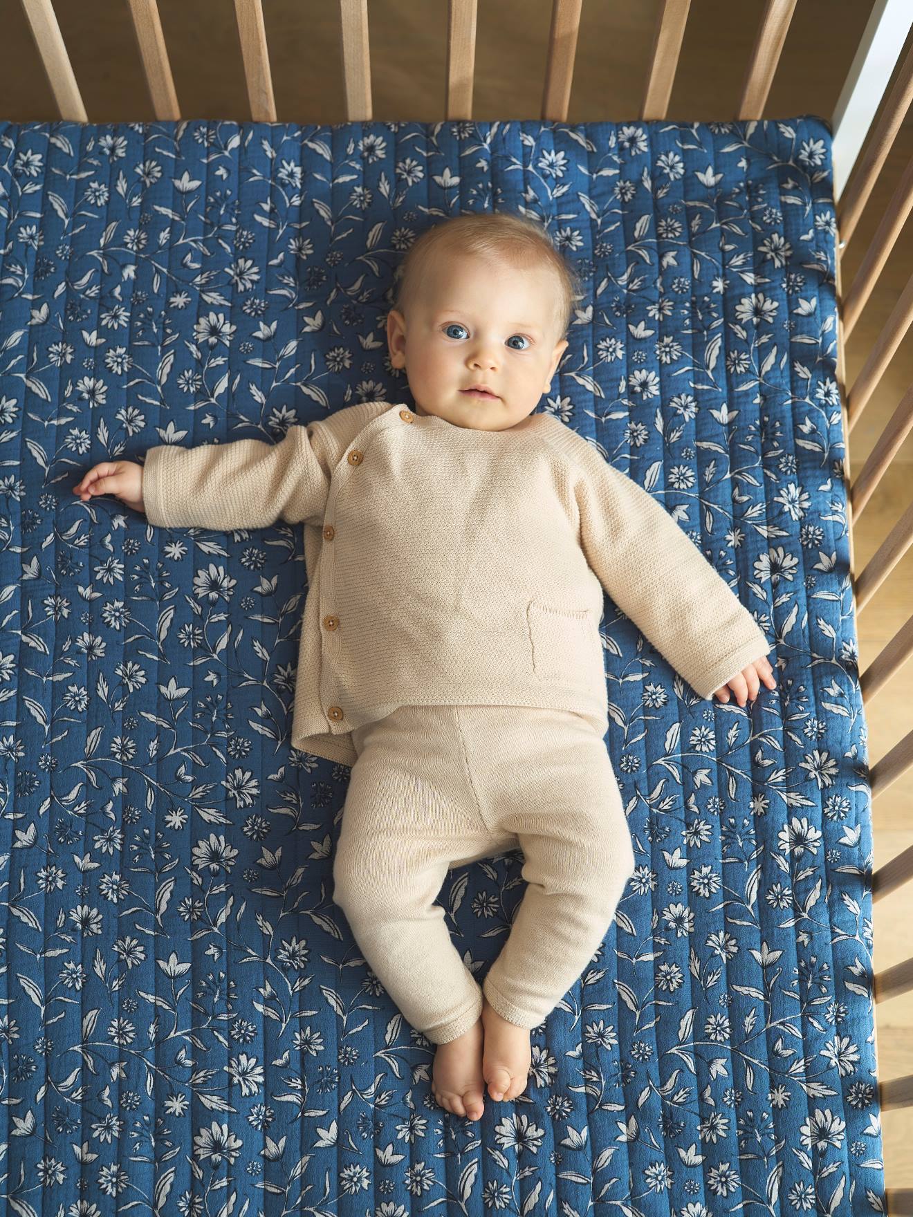 Vertbaudet Baby Patchwork-Spieldecke/ Laufstalleinlage INDIEN BLUME, Quasten - blau bedruckt