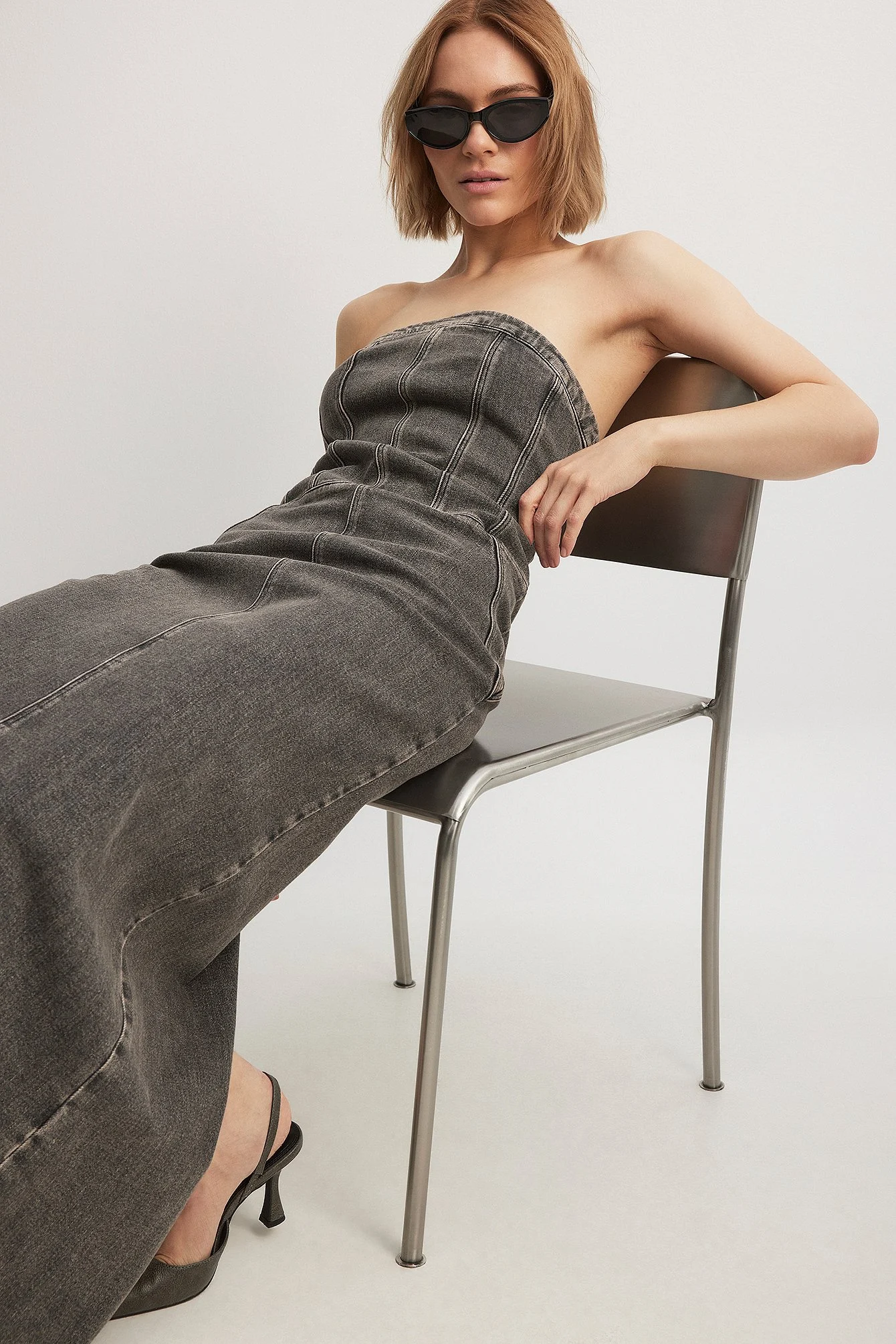 Bandeau-Denim-Maxikleid