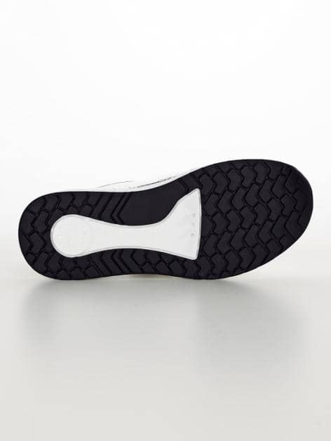 Schnürschuh