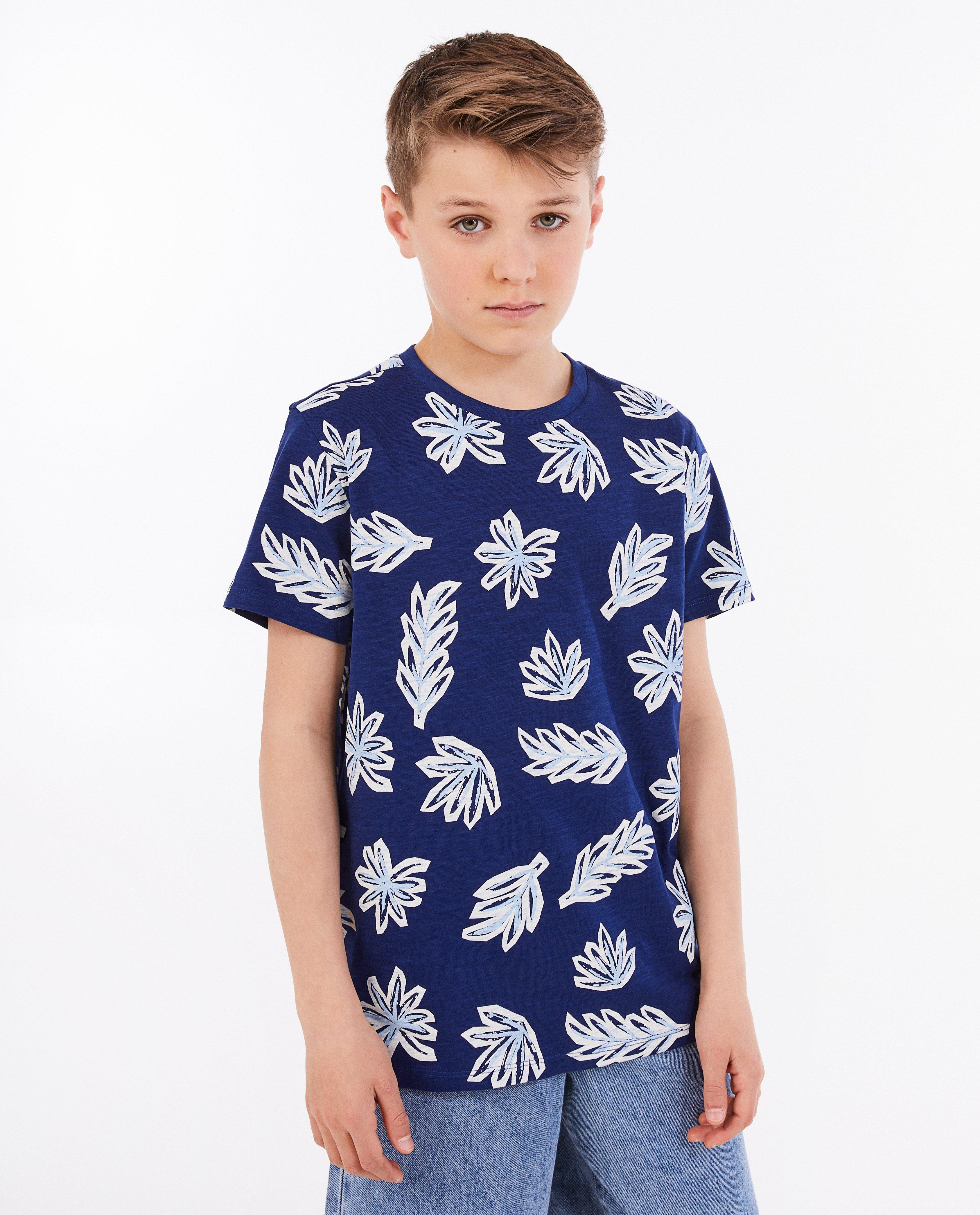 Tricou Fish & Chips cu imprimeu vegetal albastru închis