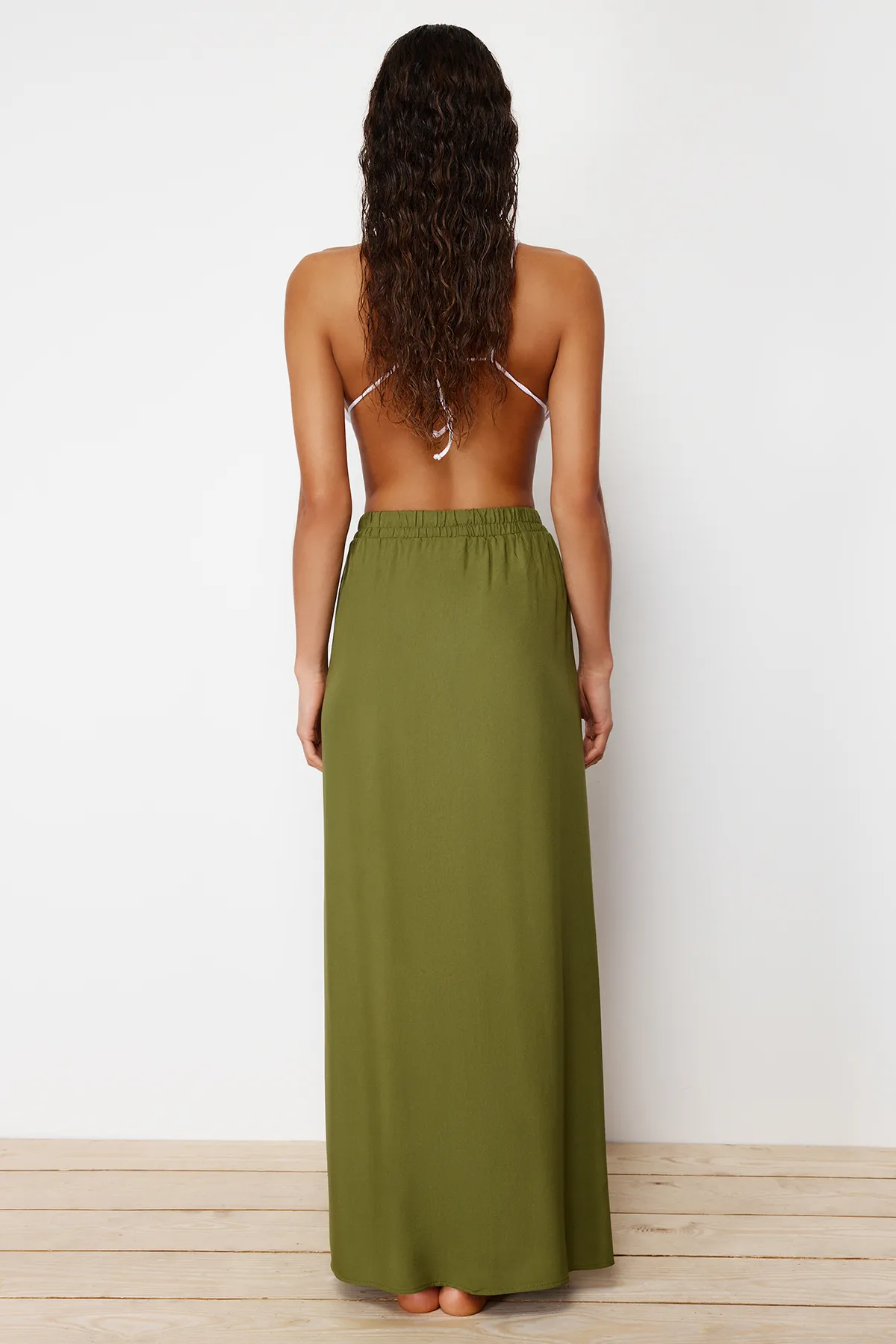 Trendyol Collection  Khakifarbener Maxi-Rock mit gewebten Quasten TBESS21ET0133