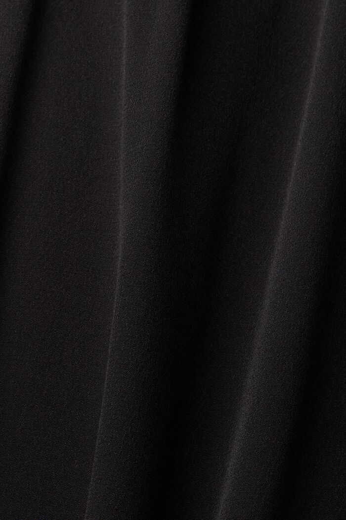 Kleid mit Stehkragen