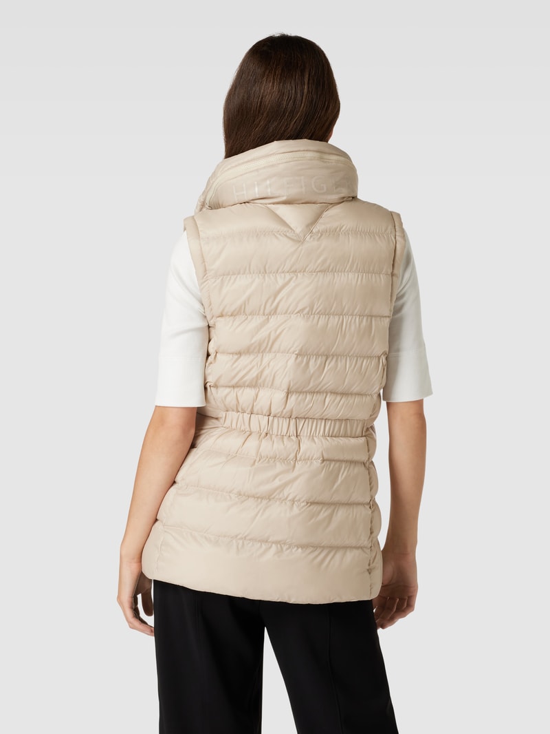 Steppweste mit Label-Stitching in beige