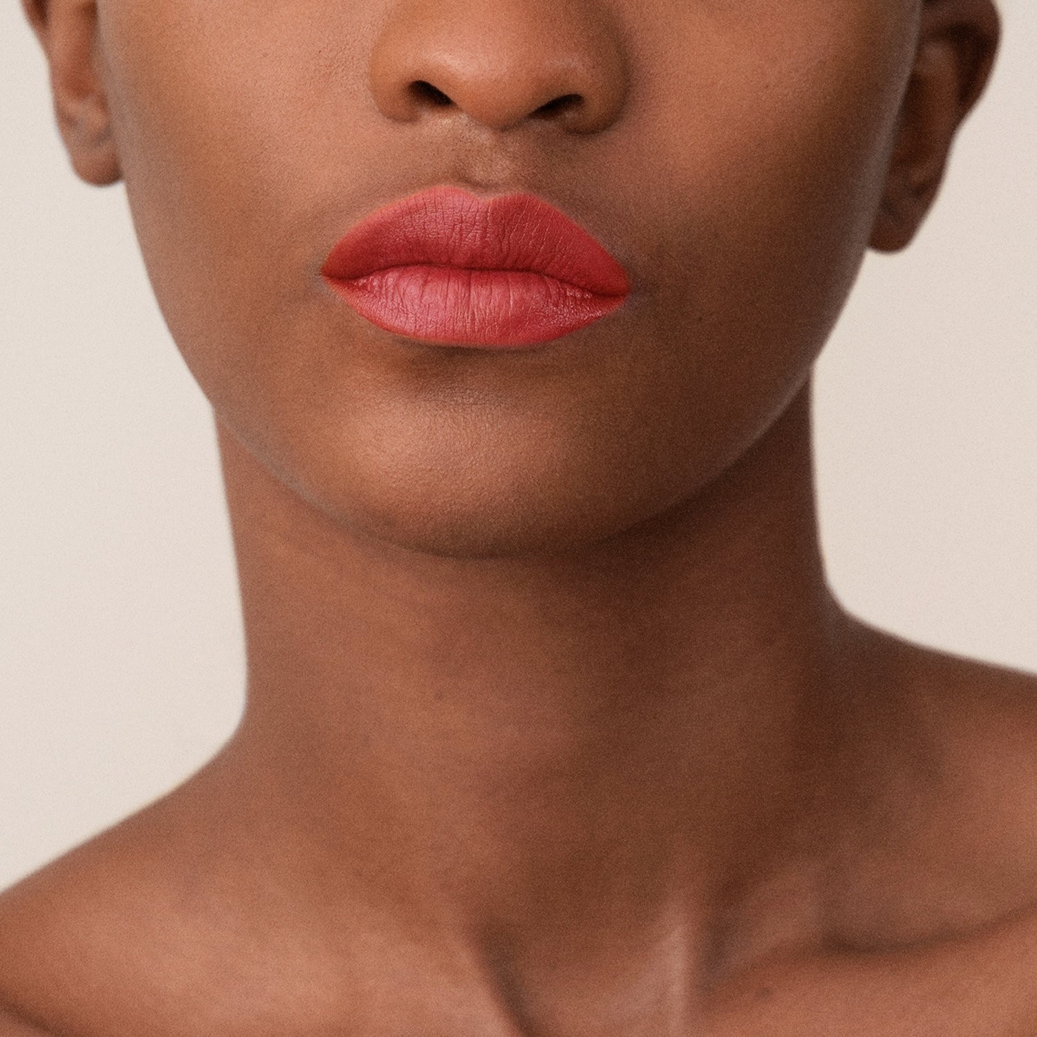 La Perla Beauty Nawilżająca szminka