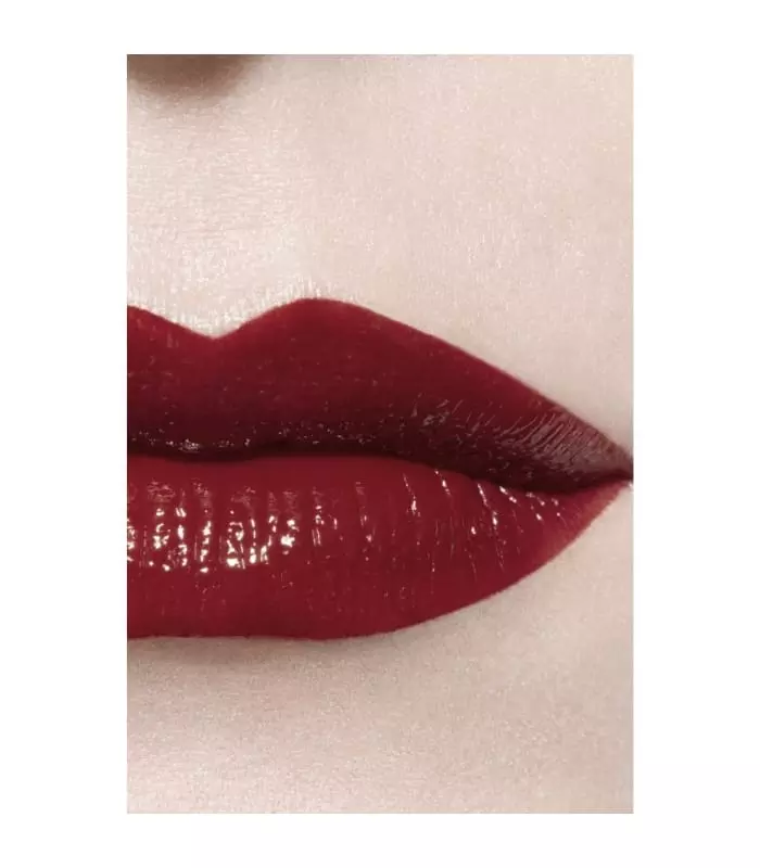 ROUGE ALLURE LAQUE Le rouge liquide brillant ultra tenue