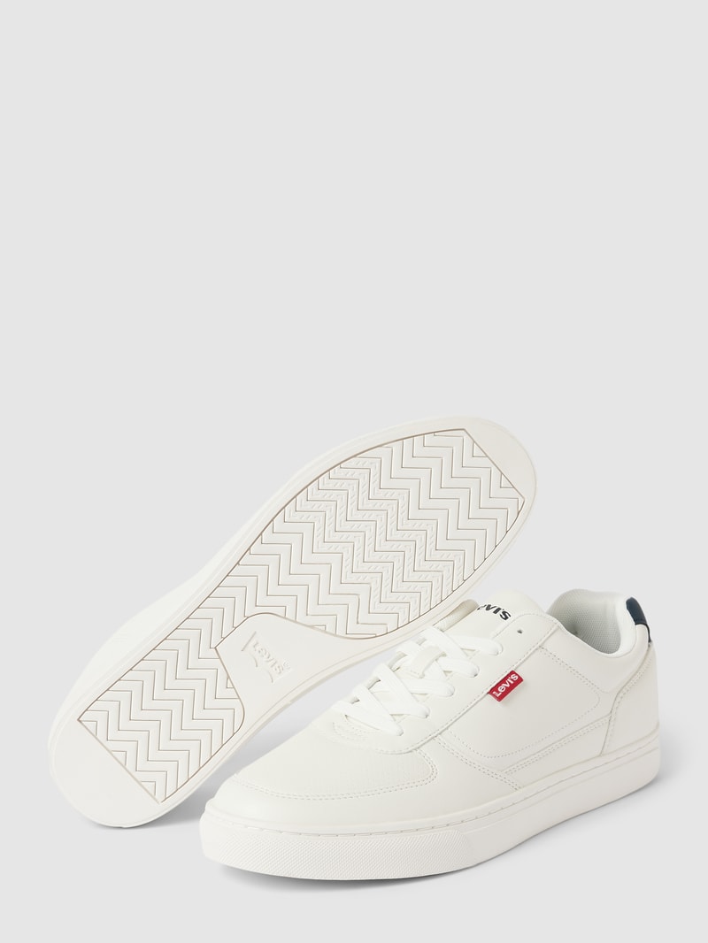 Sneaker mit Label-Detail Modell 'LIAM' in weiß