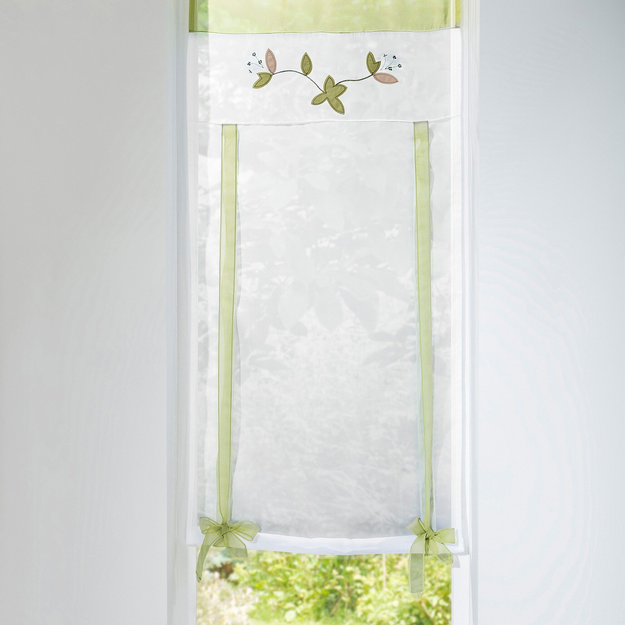 Store remontable voile motif orchidée finition passe-tringle