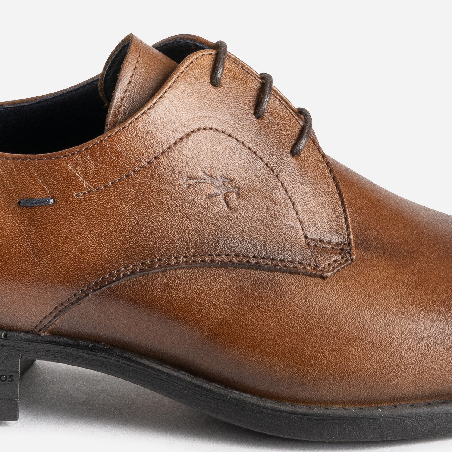 Derby FLUCHOS camel cuir bout Molière