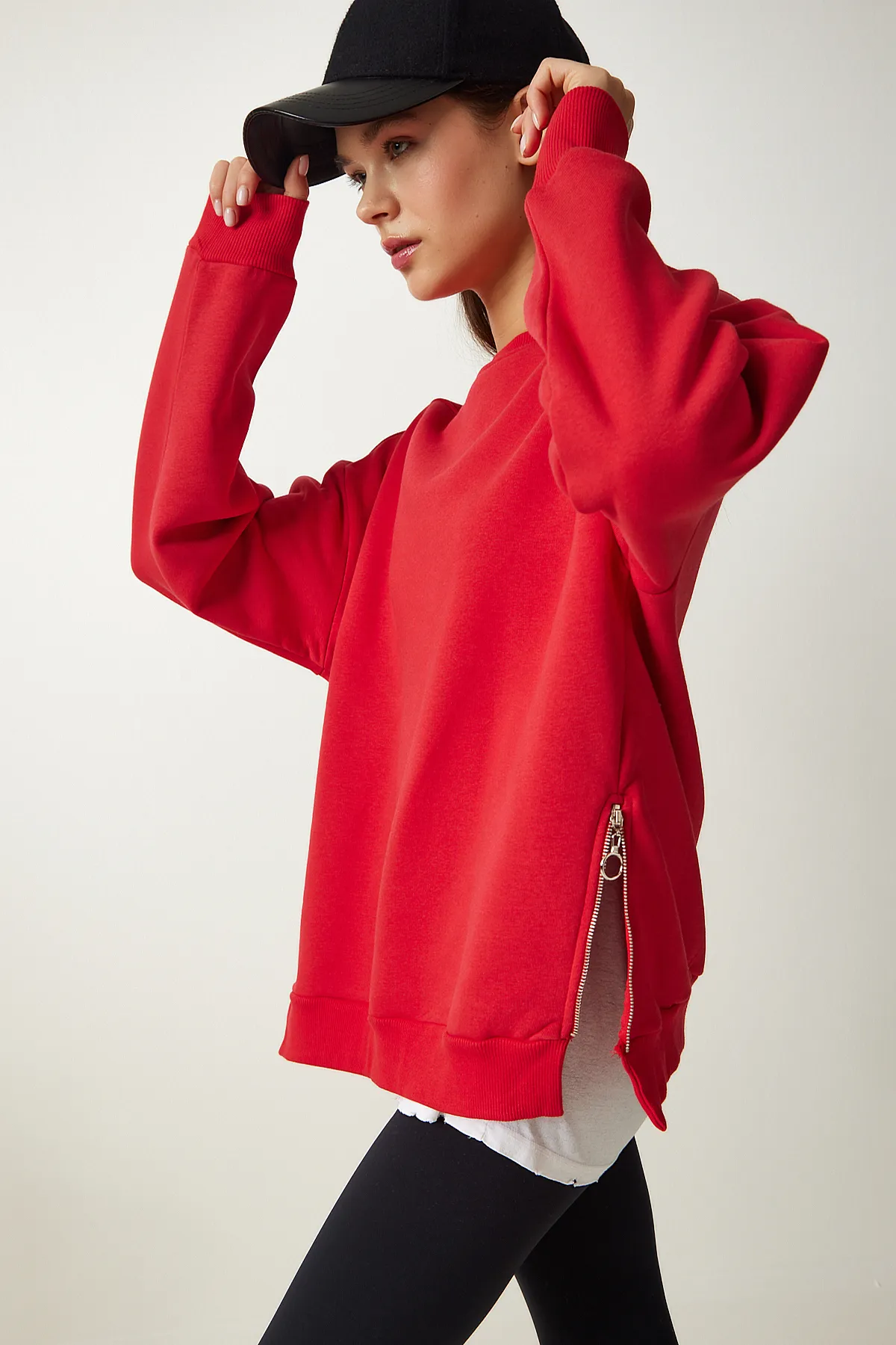 Happiness İstanbul  Rotes Damen-Sweatshirt mit Reißverschluss, detailliertem, erhöhtem Strickmuster UB00148